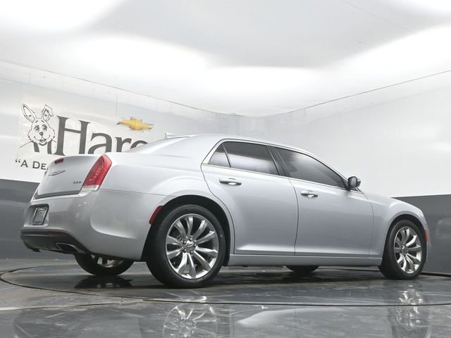 Used 2020 Chrysler 300 Touring L w/ Quick Order Package 2EF image 31