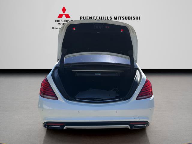 Used 2016 Mercedes-Benz S 550 4MATIC Sedan image 9