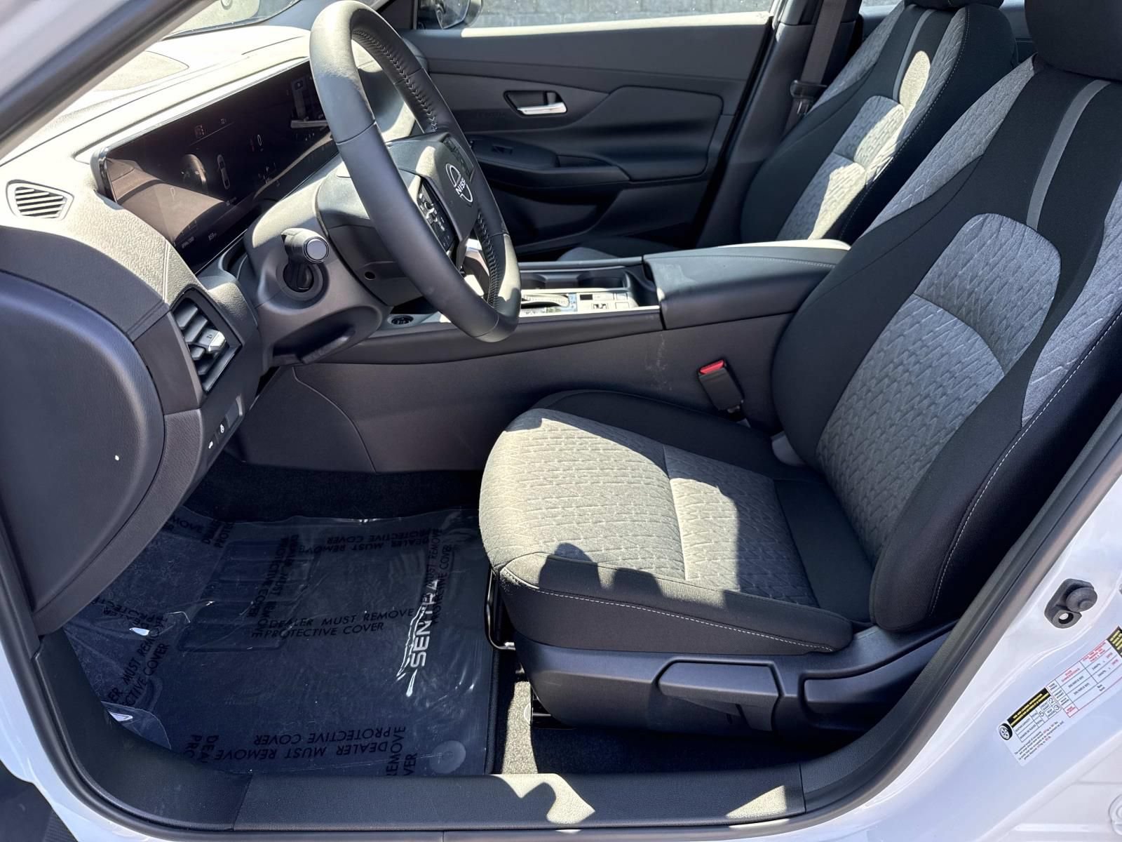 Used 2026 Nissan Sentra SV w/ SV Convenience Package FWD image 29
