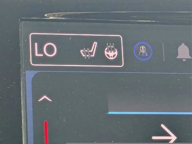 Used 2024 Chrysler Pacifica Touring-L FWD image 20
