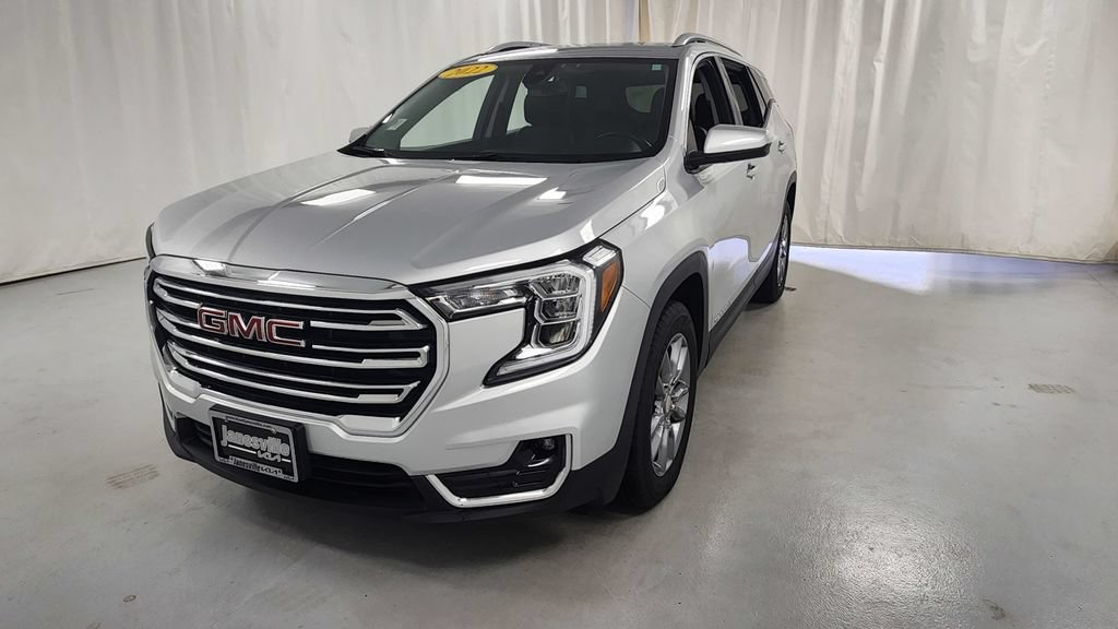 Used 2022 GMC Terrain SLT w/ LPO, Roadside Safety Package AWD/4WD image 7