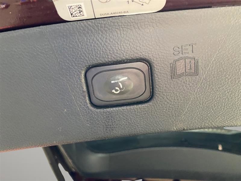 Used 2018 Ford Edge Sport w/ Technology Package image 21