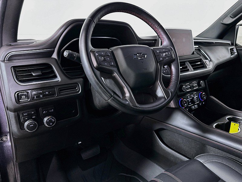 Used 2024 Chevrolet Suburban RST w/ Luxury Package AWD/4WD image 9