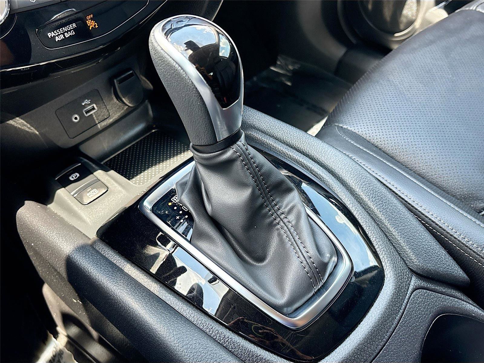 Used 2021 Nissan Rogue Sport SL w/ Premium Package FWD image 17