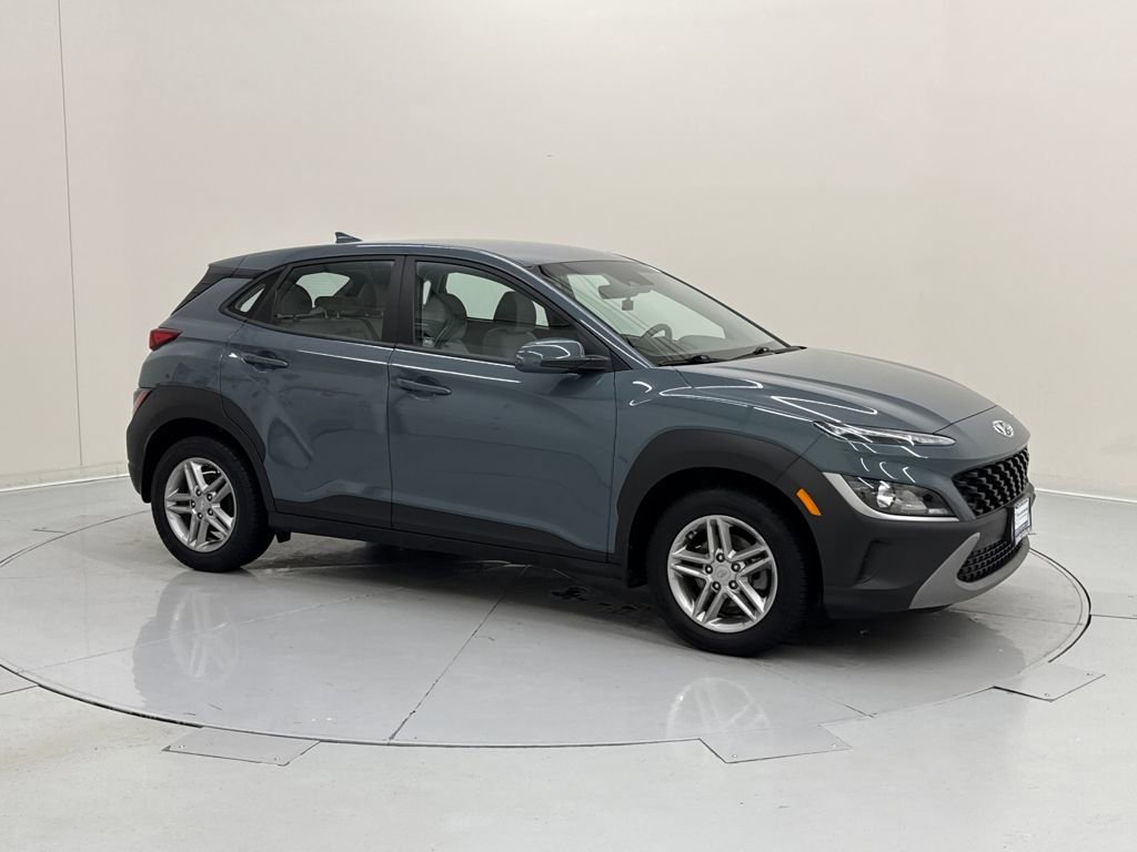 Used 2023 Hyundai Kona SE image 8