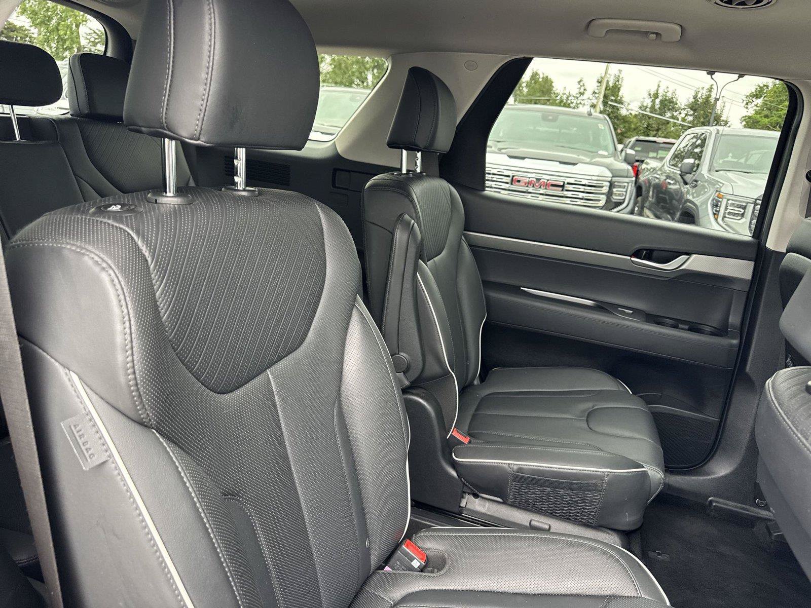 Used 2025 Hyundai Palisade SEL AWD/4WD image 25