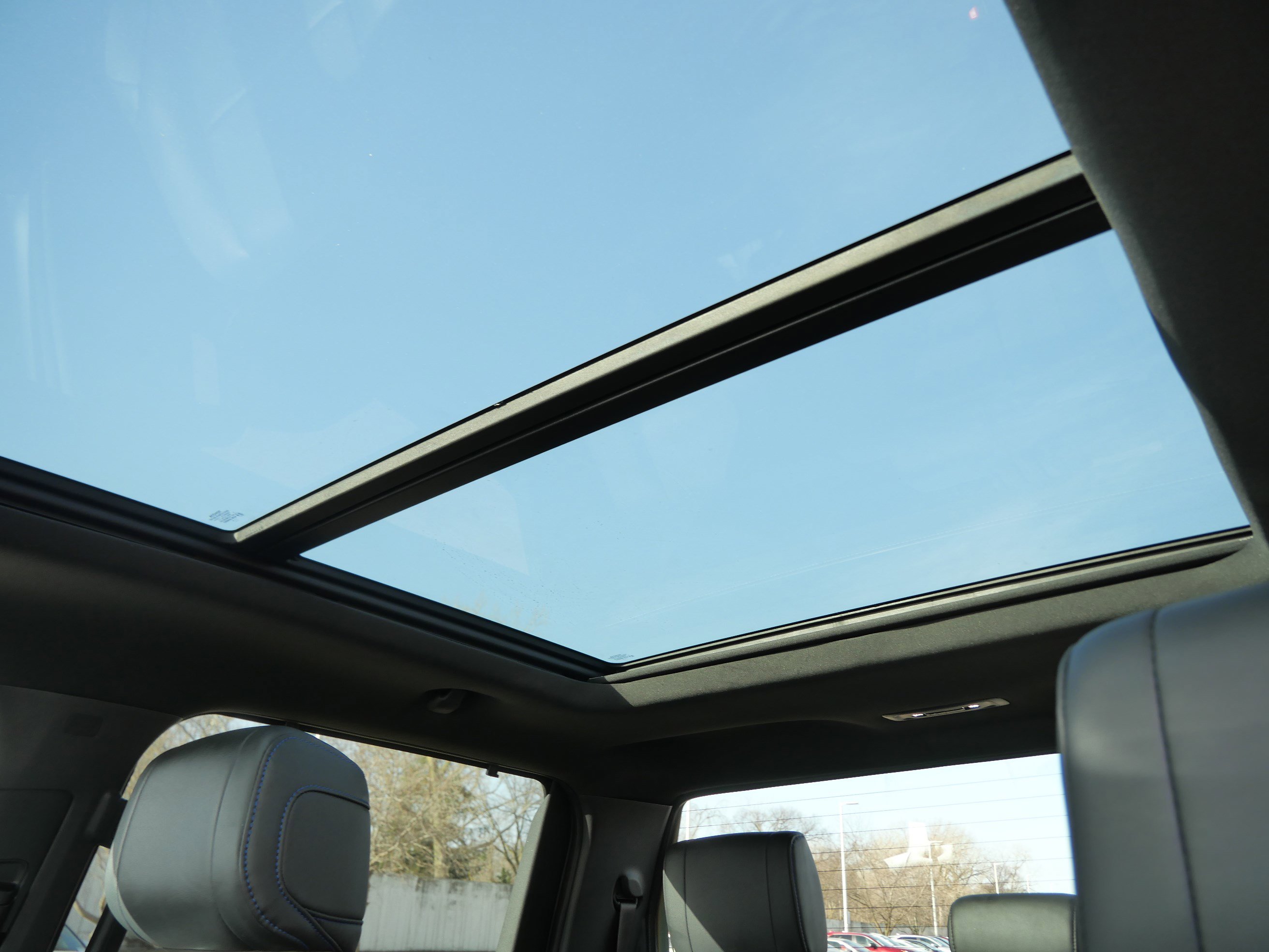 Used 2025 Toyota Tundra Platinum image 33