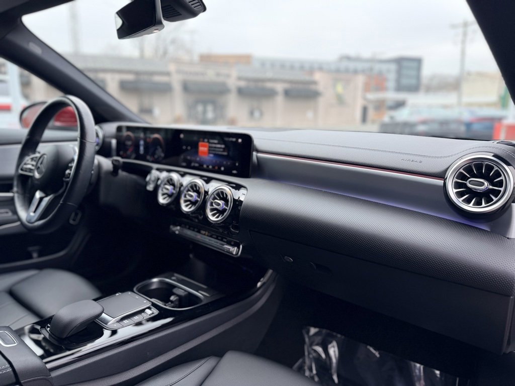 Used 2021 Mercedes-Benz CLA 250 4MATIC image 24