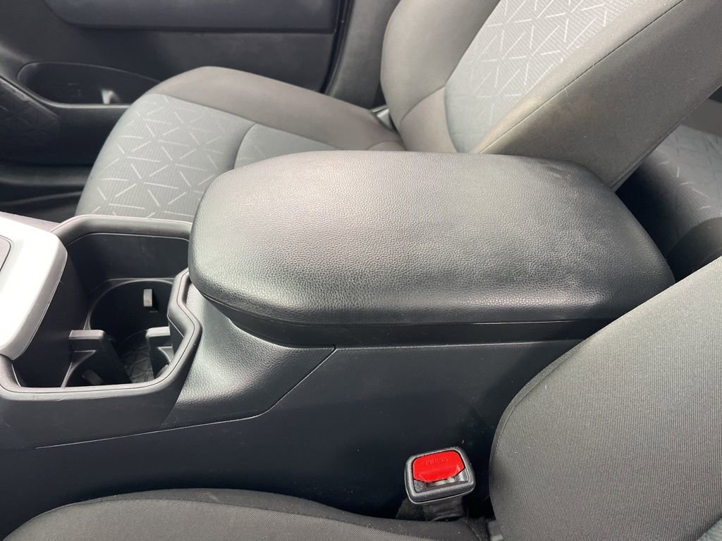 Used 2025 Toyota RAV4 XLE w/ Convenience Package image 14