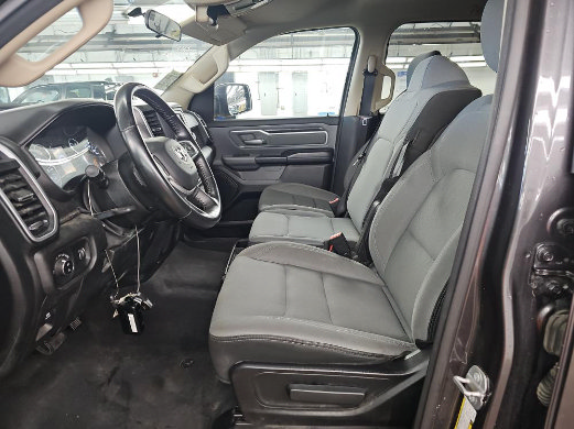 Used 2020 RAM 1500 Big Horn AWD/4WD image 3