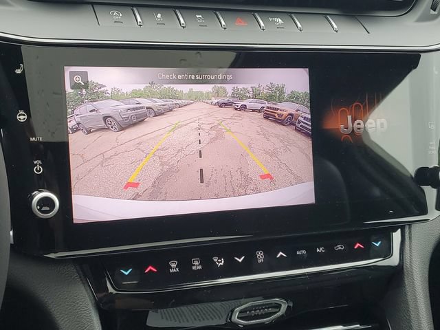 New 2026 Jeep Grand Cherokee L Limited w/ Limited Altitude Package AWD/4WD image 28