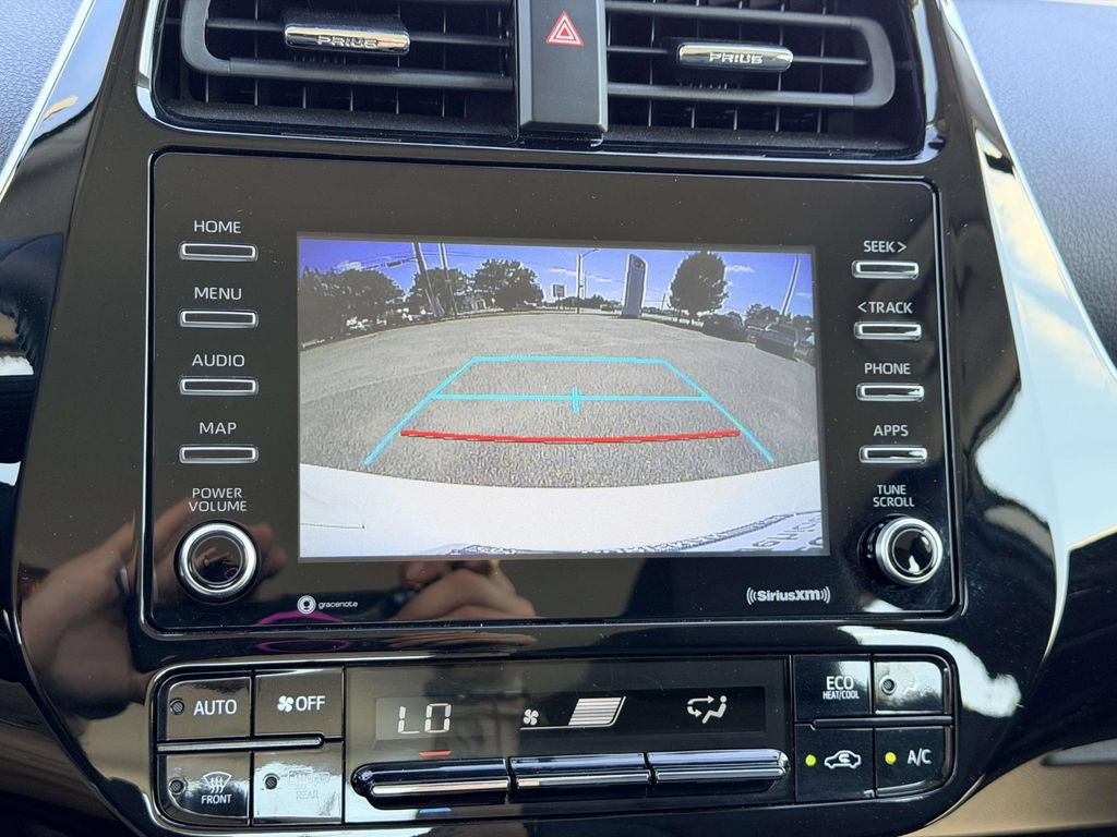 Certified 2022 Toyota Prius FWD image 4
