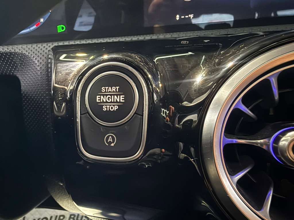 Used 2021 Mercedes-Benz A 220 w/ AMG Line image 18