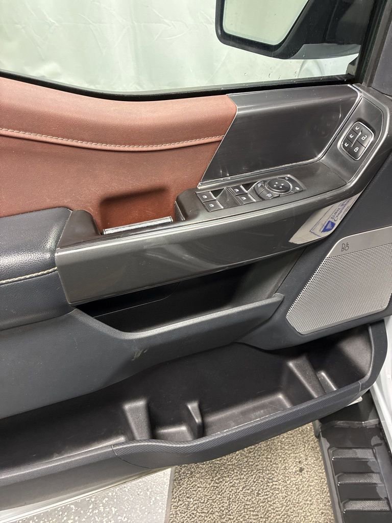 Used 2022 Ford F150 Lariat w/ Equipment Group 502A High image 12