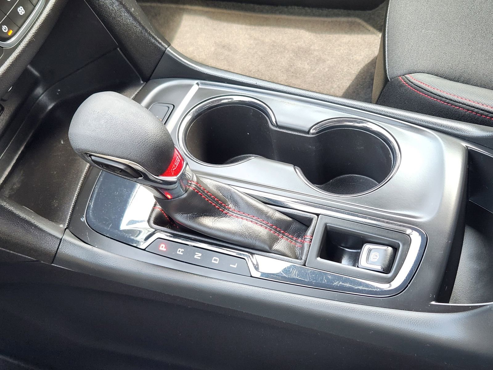 Used 2024 Chevrolet Equinox RS FWD image 21