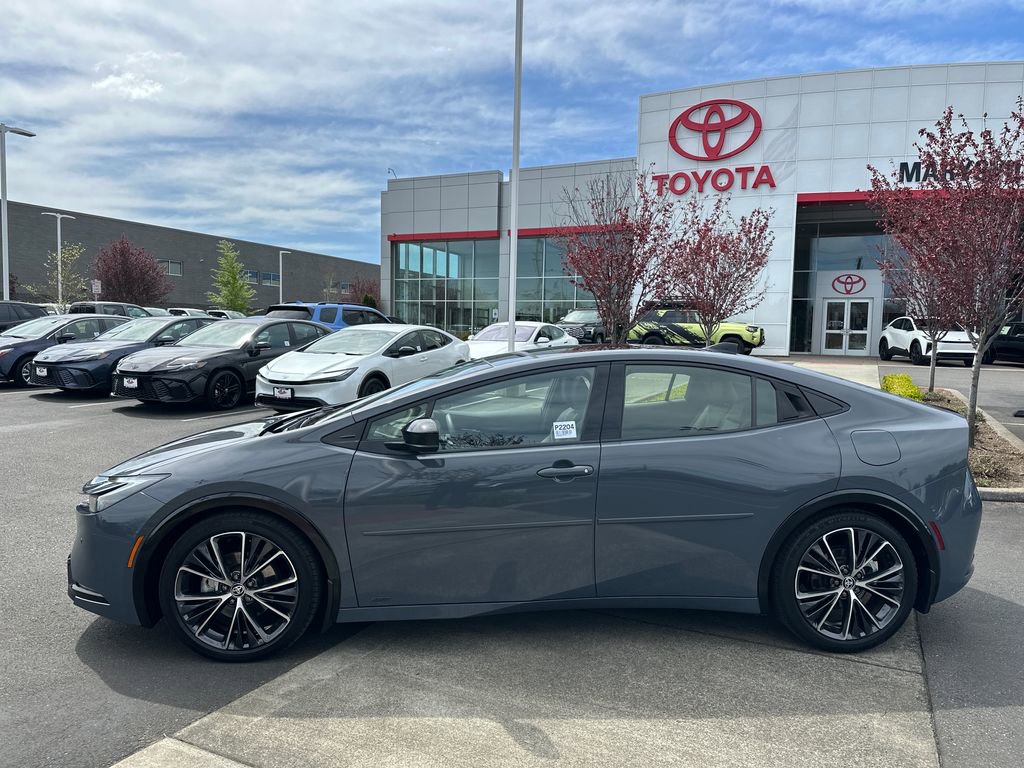 Used 2024 Toyota Prius Limited w/ Limited Premium Package AWD/4WD image 2
