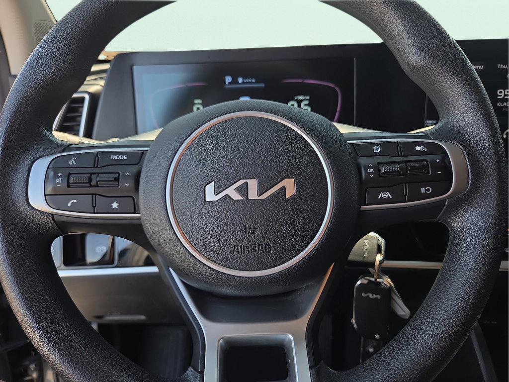 Used 2024 Kia Sportage LX FWD image 19