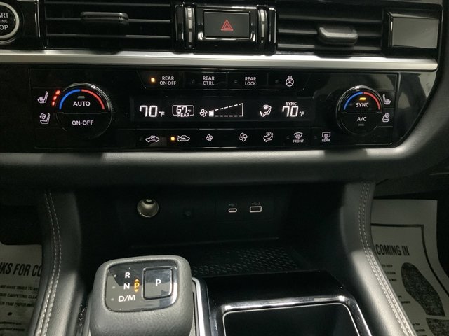 Used 2023 Nissan Pathfinder Platinum image 34