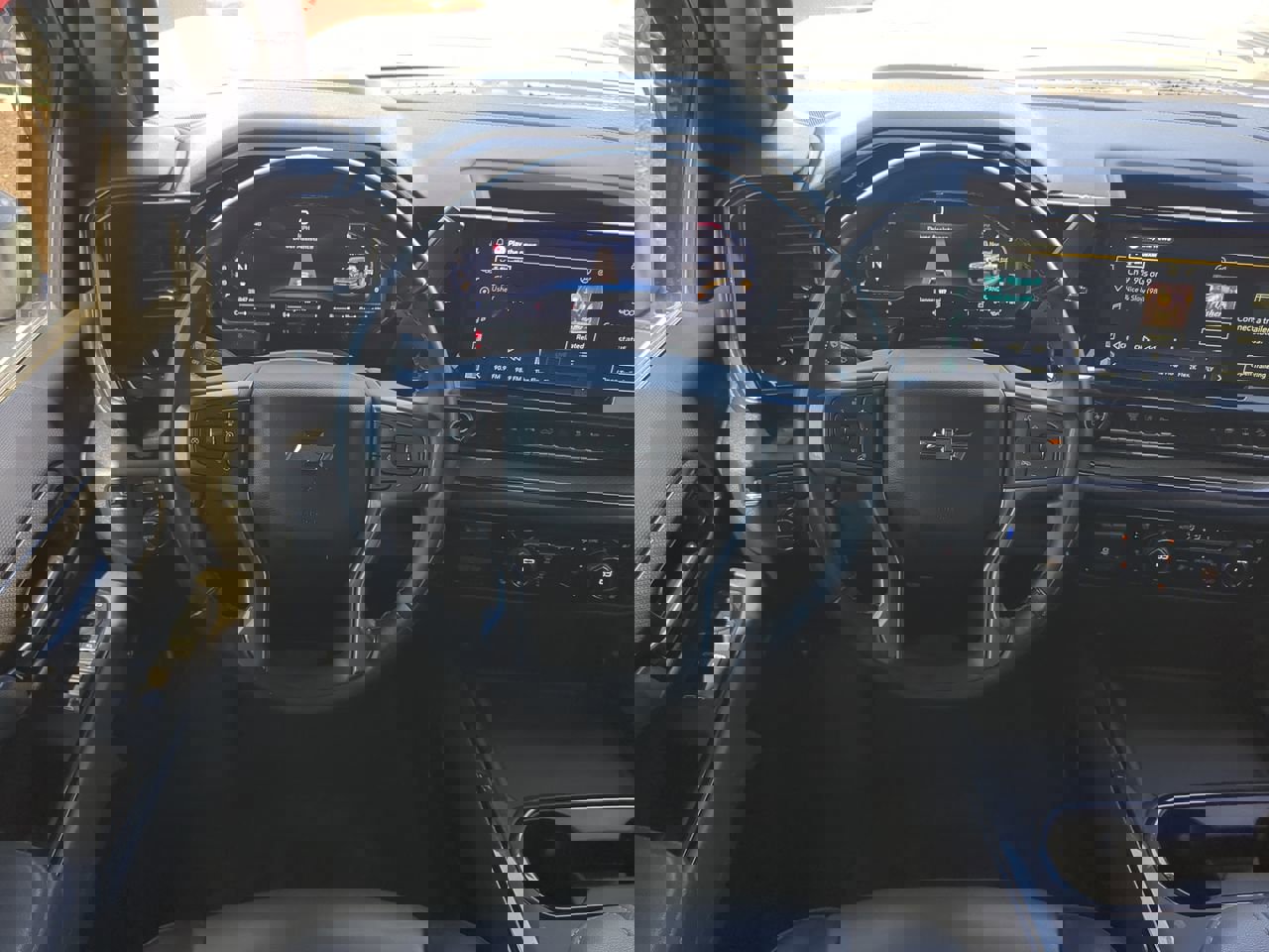 Used 2025 Chevrolet Silverado 2500 ZR2 image 16