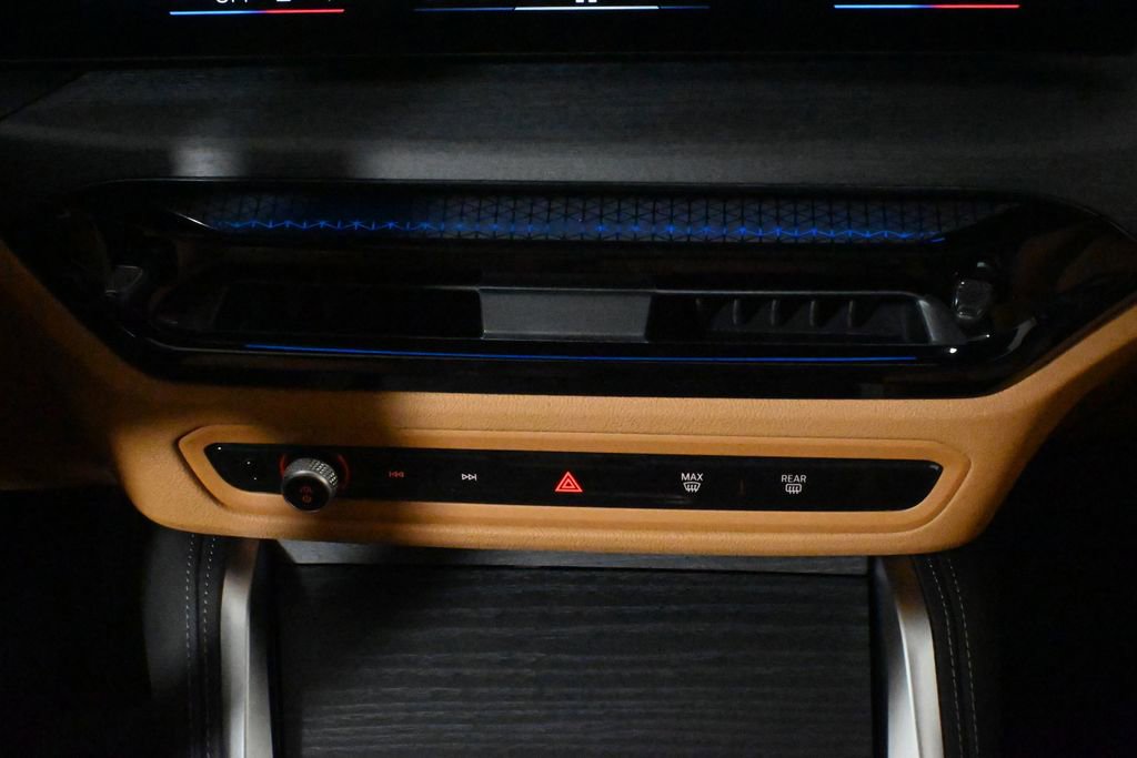 Used 2025 BMW i4 M50 w/ Premium Package image 25