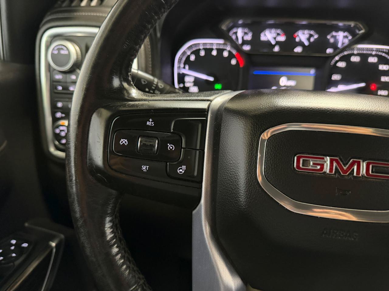 Used 2020 GMC Sierra 1500 Elevation w/ Elevation Value Package AWD/4WD image 29