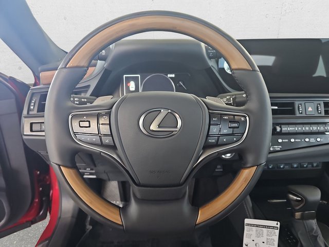 New 2025 Lexus ES 350 Ultra Luxury image 18