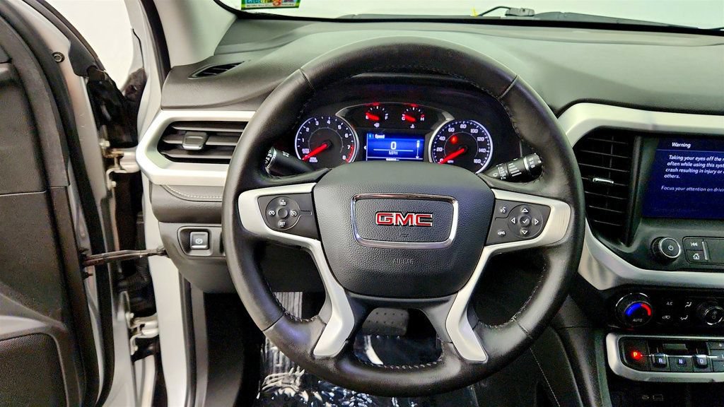 Used 2020 GMC Acadia SLE FWD image 14
