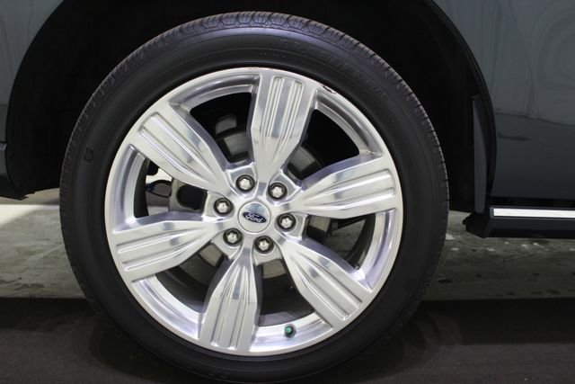 Used 2023 Ford Expedition Platinum RWD image 32