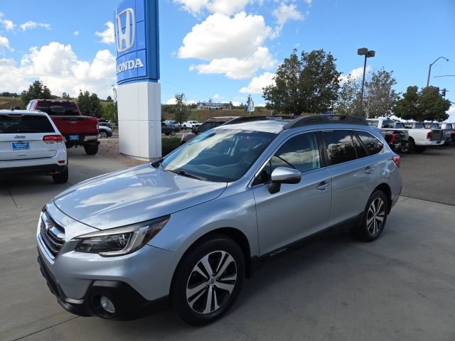 Used 2018 Subaru Outback 3.6R Limited AWD/4WD image 1