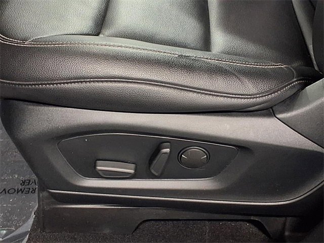 Certified 2020 Ford Explorer XLT w/ Equipment Group 202A image 4