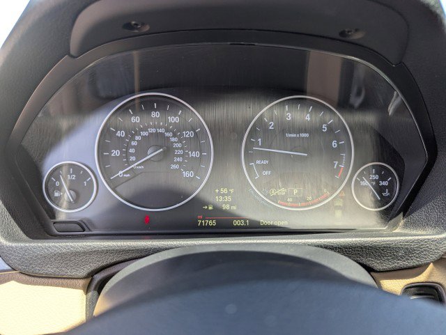 Used 2014 BMW 320i Sedan RWD image 17