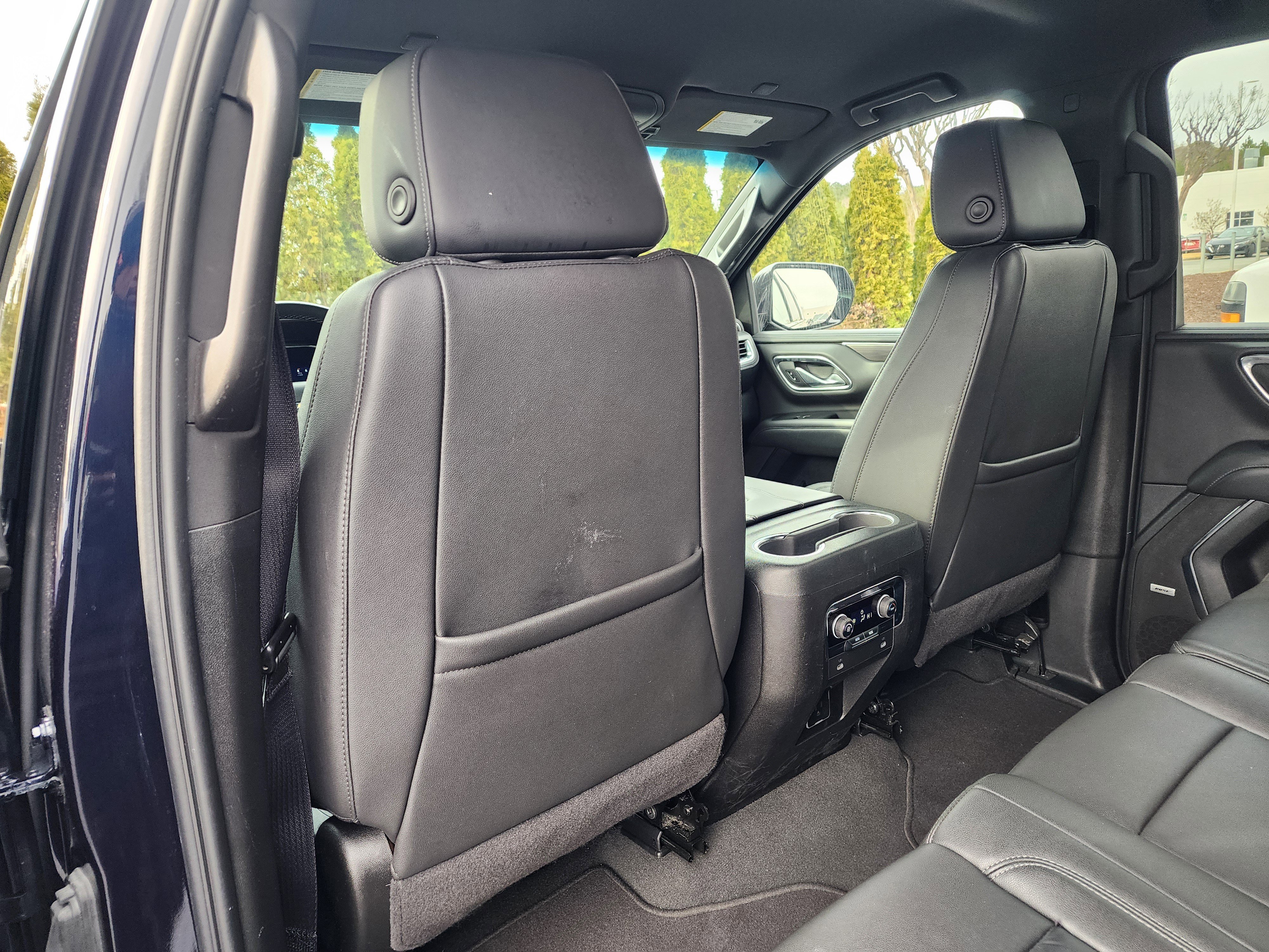 Used 2024 Chevrolet Suburban LT image 15