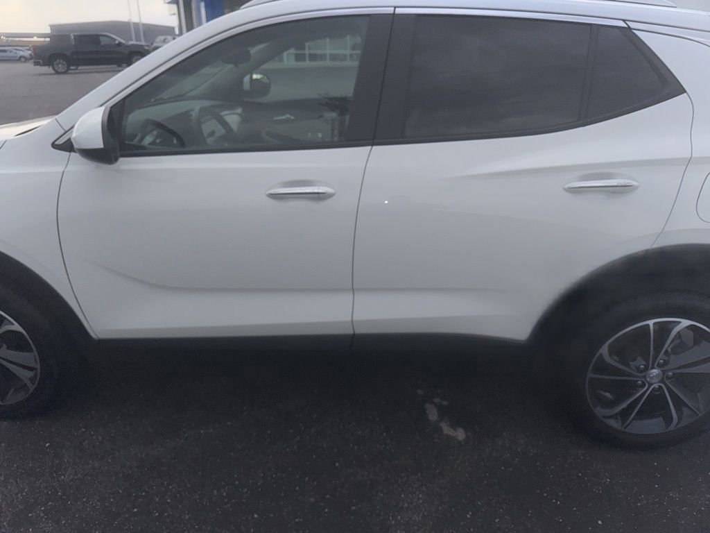 Used 2023 Buick Encore GX Select AWD/4WD image 6