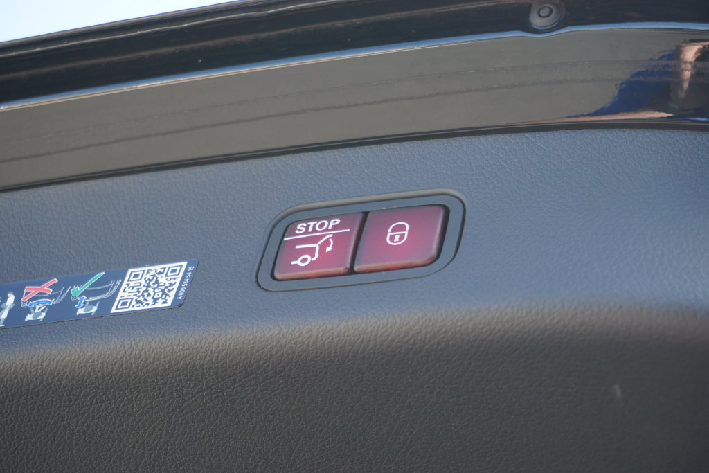 Certified 2024 Mercedes-Benz GLC 300 4MATIC image 36