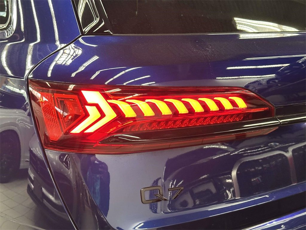 Used 2023 Audi Q7 3.0T Premium Plus w/ Premium Plus Package image 7