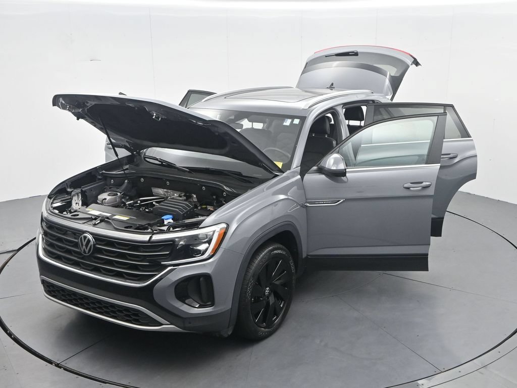 Used 2024 Volkswagen Atlas Cross Sport SE w/ Panoramic Sunroof Package AWD/4WD image 49