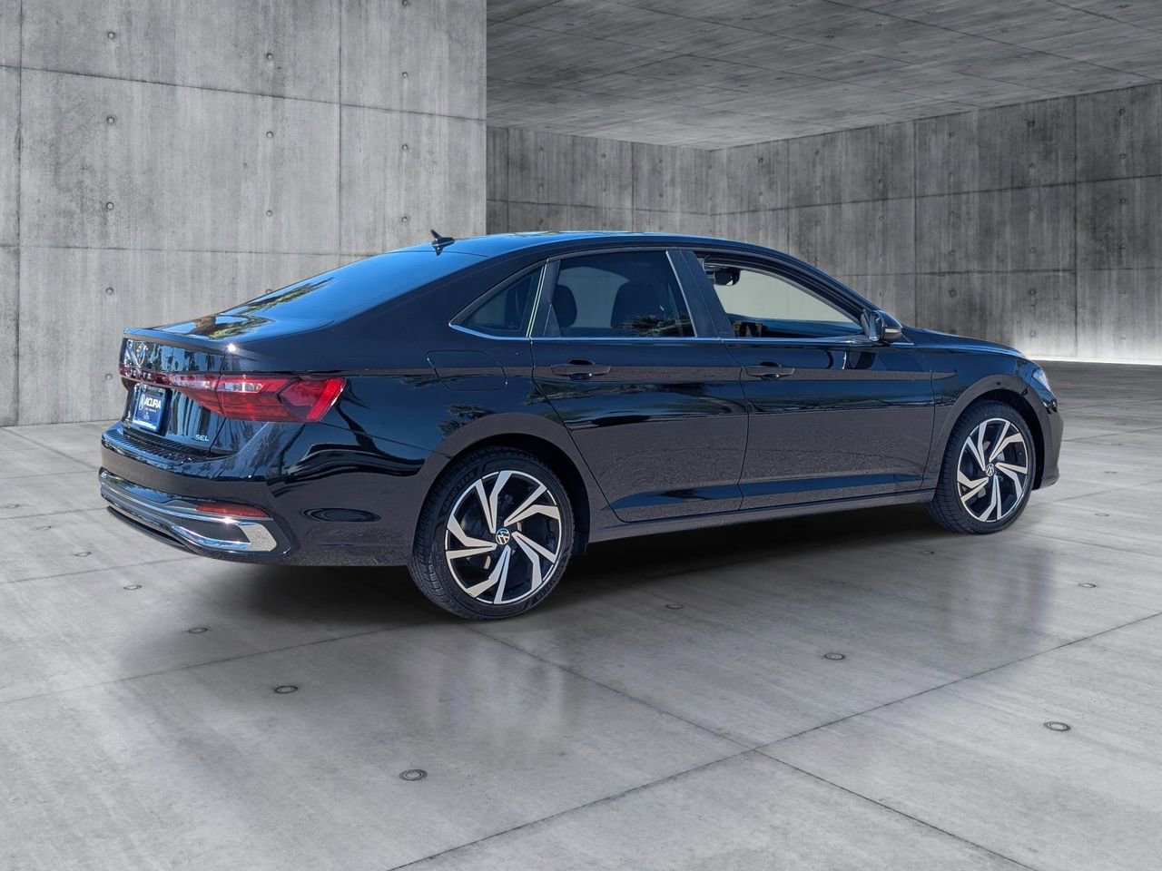 Used 2025 Volkswagen Jetta SEL image 5