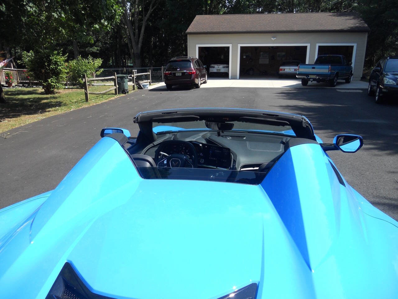 Used 2022 Chevrolet Corvette Stingray Convertible w/ Z51 Performance Package image 23