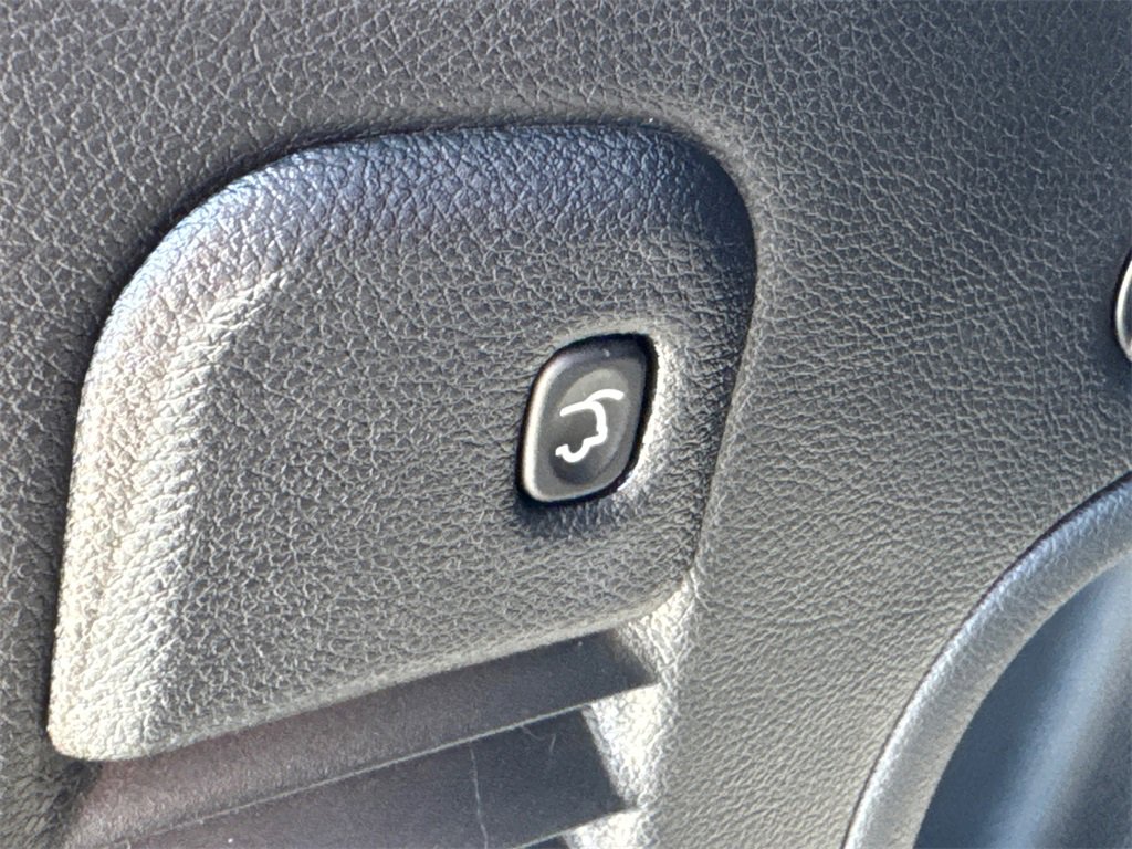 Certified 2021 Jeep Grand Cherokee Laredo X image 12