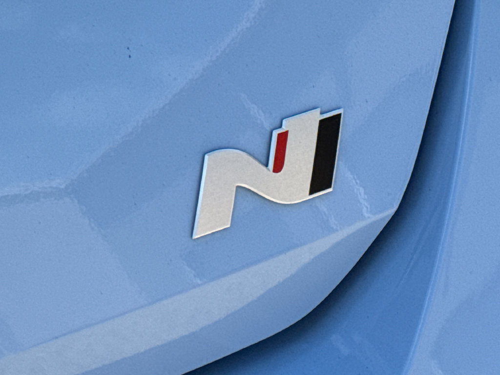 Used 2025 Hyundai Elantra N FWD image 9