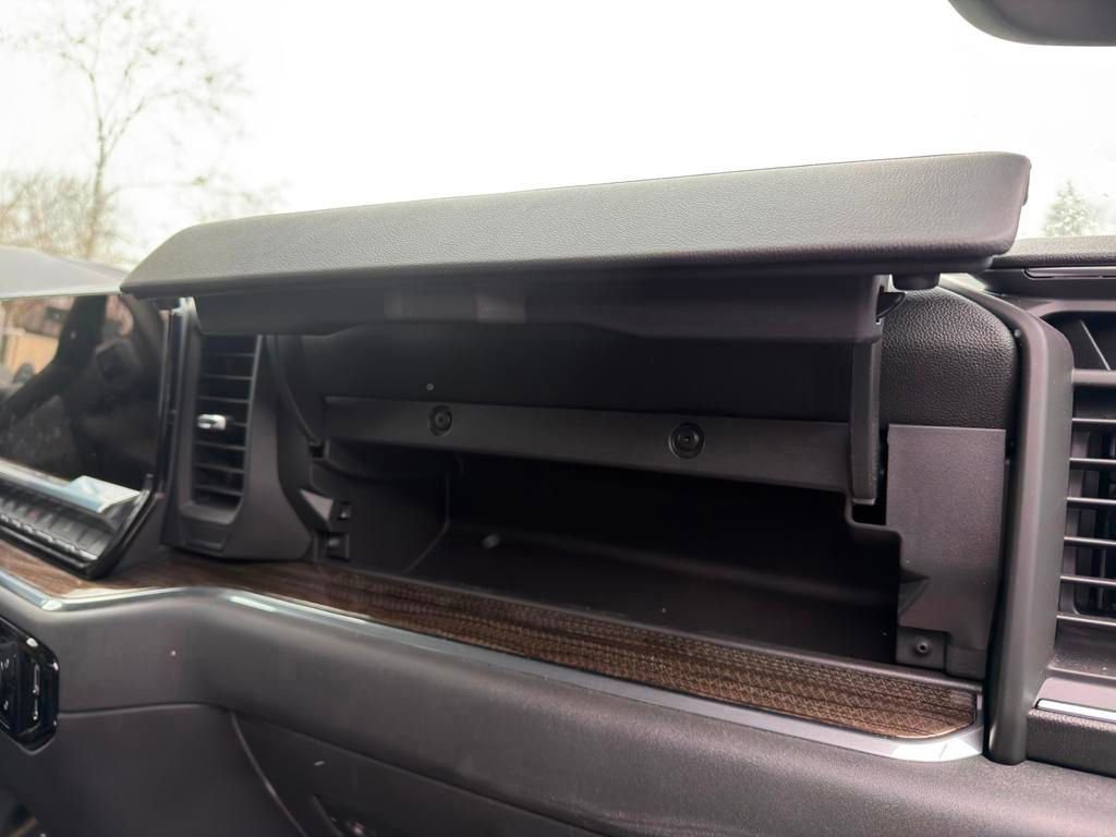 Used 2025 Chevrolet Silverado 1500 RST w/ Dark Appearance Package image 49