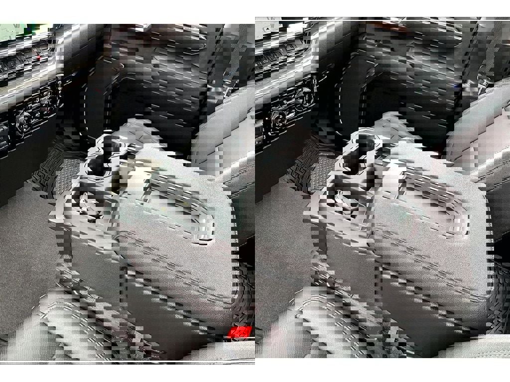 Used 2025 Chevrolet Silverado 3500 LTZ image 19