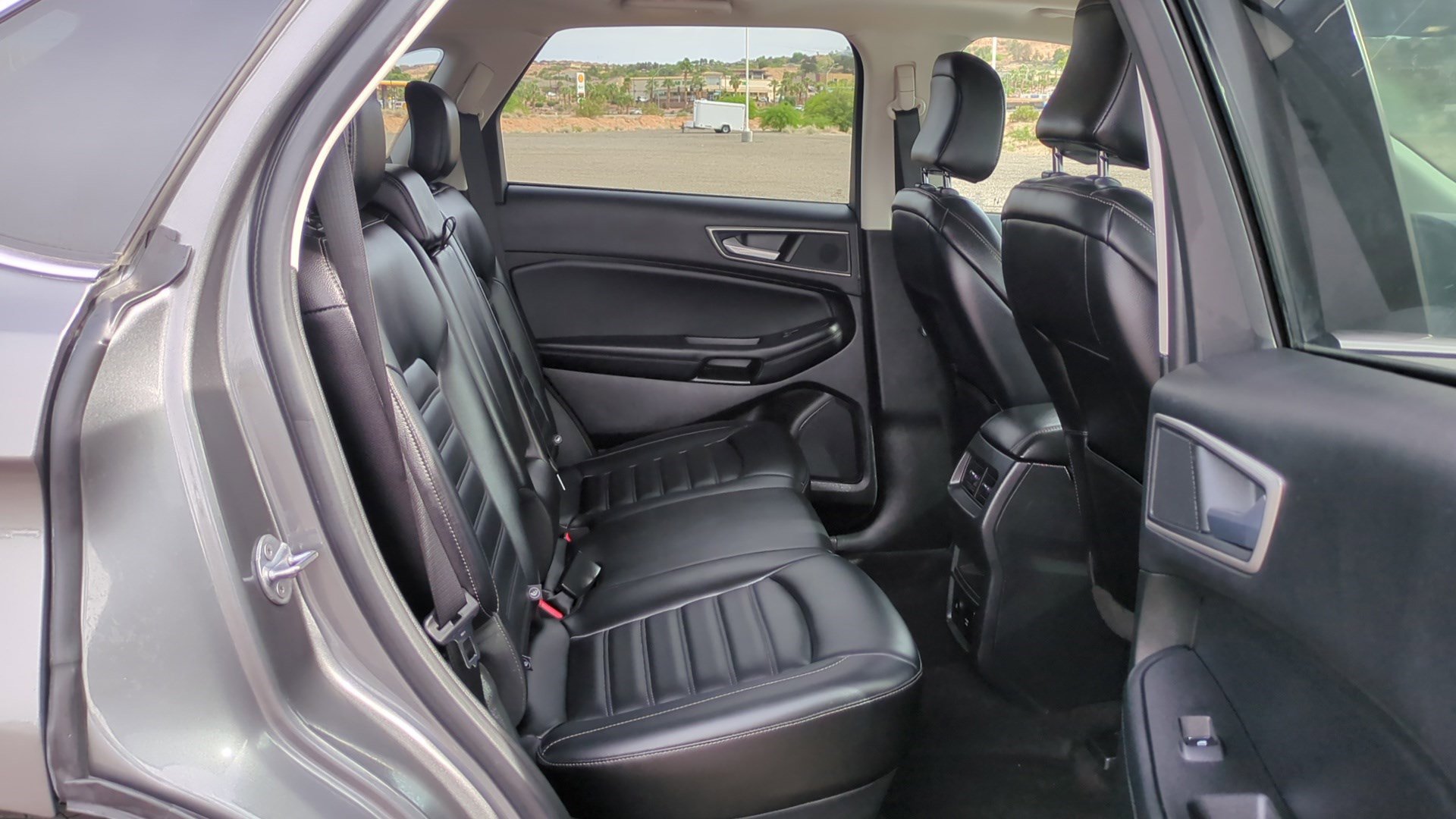 Used 2022 Ford Edge SEL w/ Convenience Package image 31