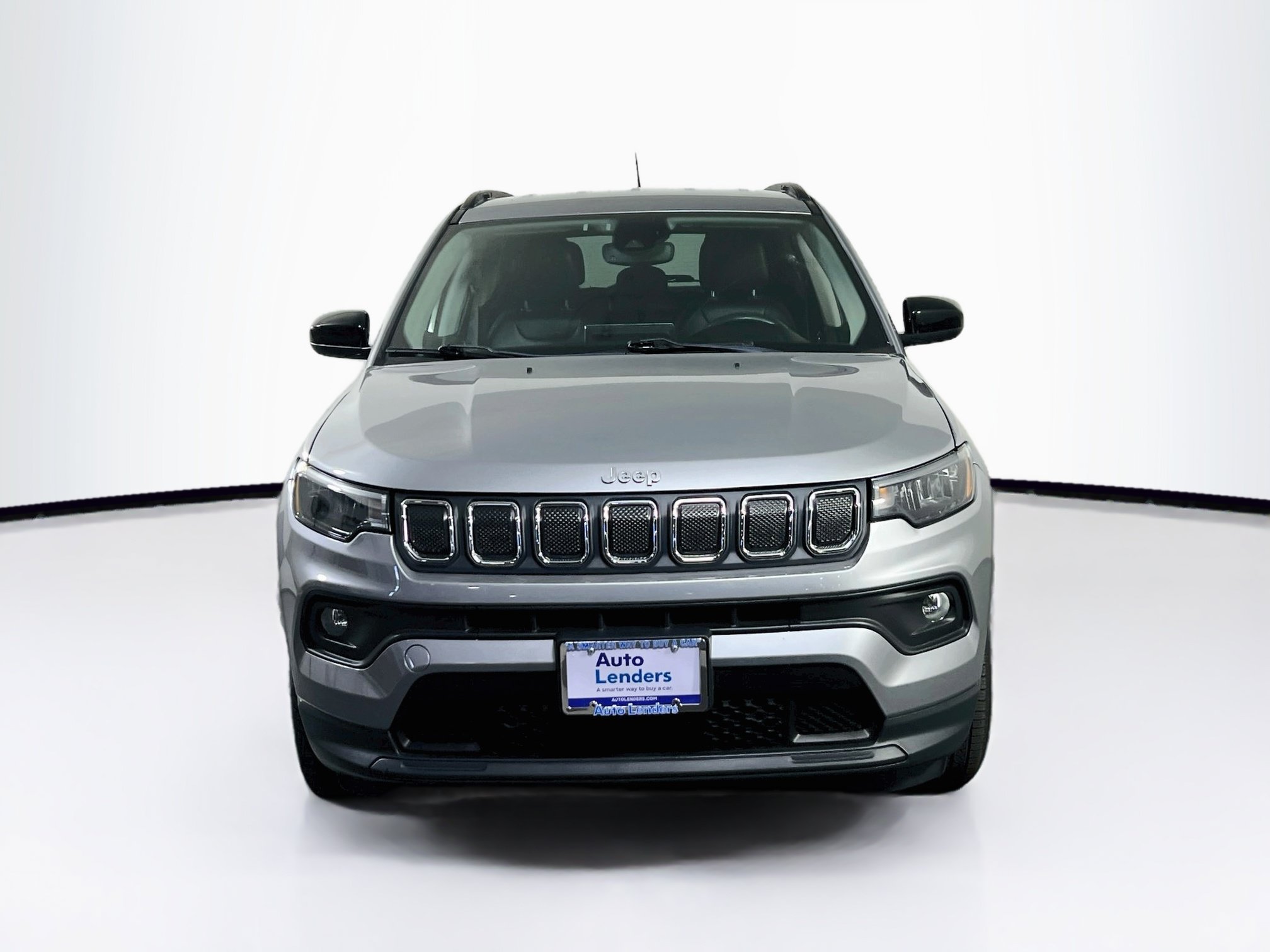 Used 2022 Jeep Compass Latitude w/ Convenience Group AWD/4WD image 2