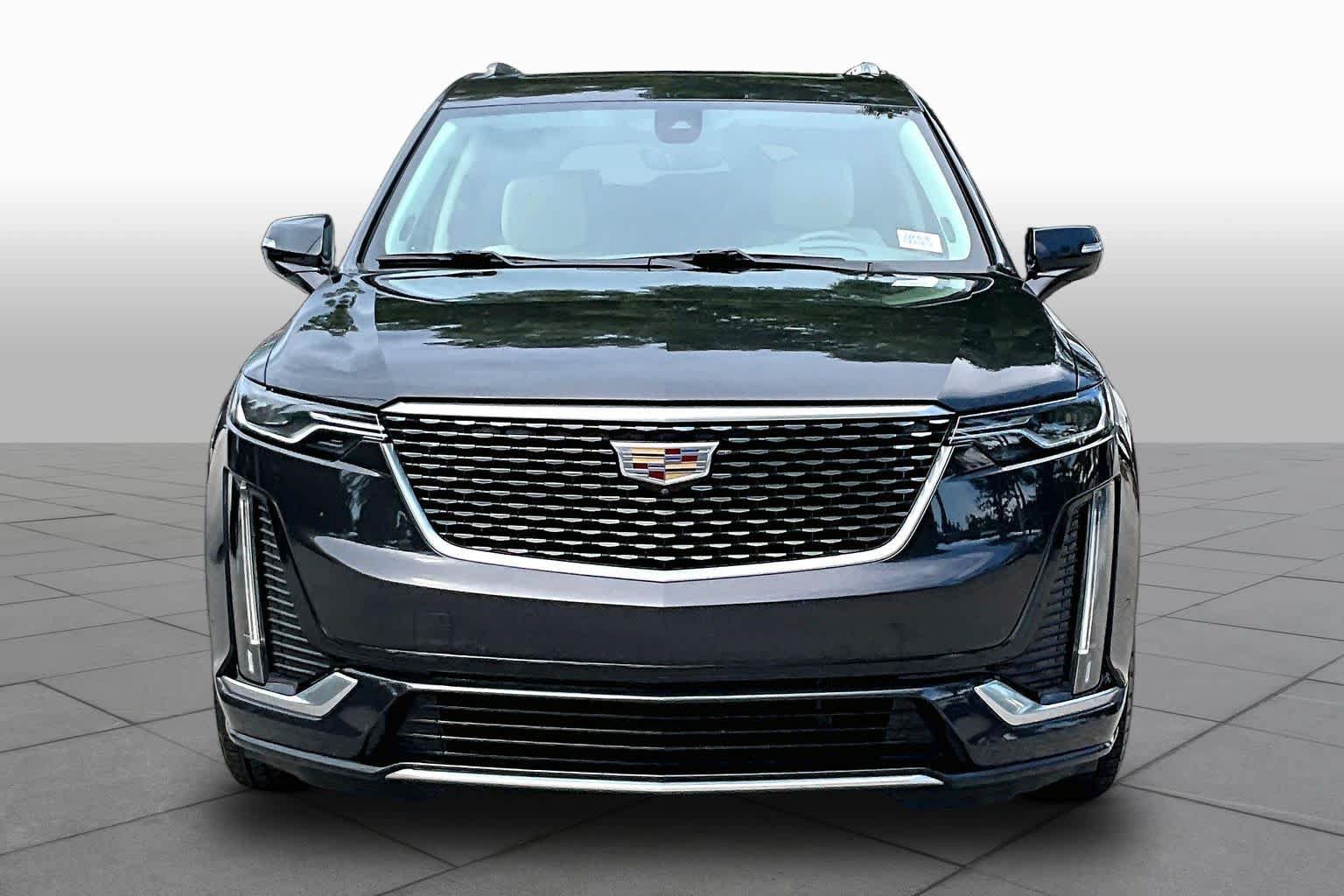 Used 2020 Cadillac XT6 Premium Luxury FWD image 4