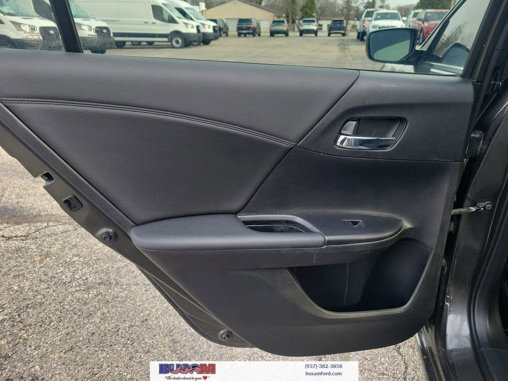 Used 2014 Honda Accord Sport image 11