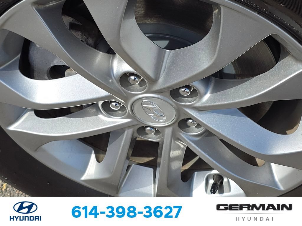 Used 2019 Hyundai Santa Fe SE AWD/4WD image 13