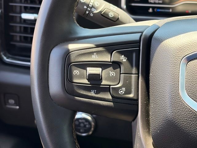 Used 2025 GMC Sierra 2500 AT4 AWD/4WD image 16