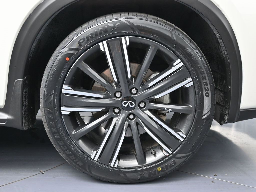 Used 2021 INFINITI QX50 Luxe w/ Appearance Package image 13