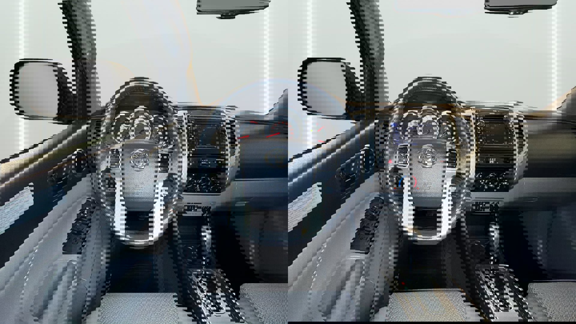 Used 2013 Toyota Tacoma PreRunner w/ TRD Off-Road Pkg RWD image 17